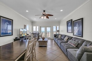 Smart TV - Breathtaking Beachfront 7br house! - Bella Sol 2a (Gulf Shores)