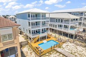 Exterior - Breathtaking Beachfront 7br house! - Bella sol 2b (Gulf Shores)