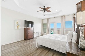 7 bedrooms, iron/ironing board, free WiFi, bed sheets