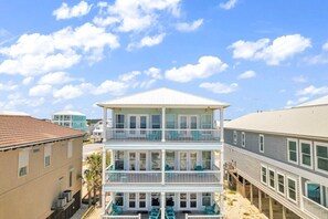 Exterior - Breathtaking Beachfront 7br house! - Bella sol 2b (Gulf Shores)