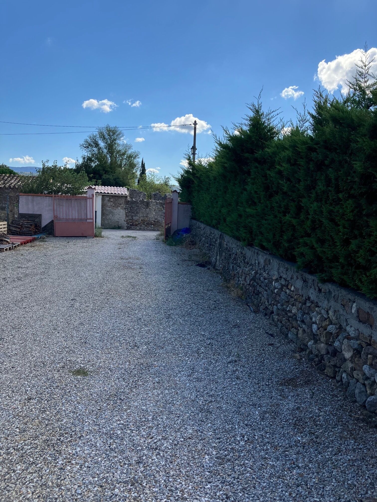 Les Maisons de Gaïa: Old renovated barn