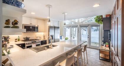 Charming West Vail 4 Bedroom, 3 Bathroom Mountain Chalet with Private Hot Tub