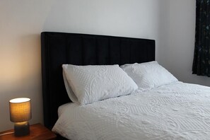 3 bedrooms, WiFi - Beautiful 3 bedroom House in London! (London)