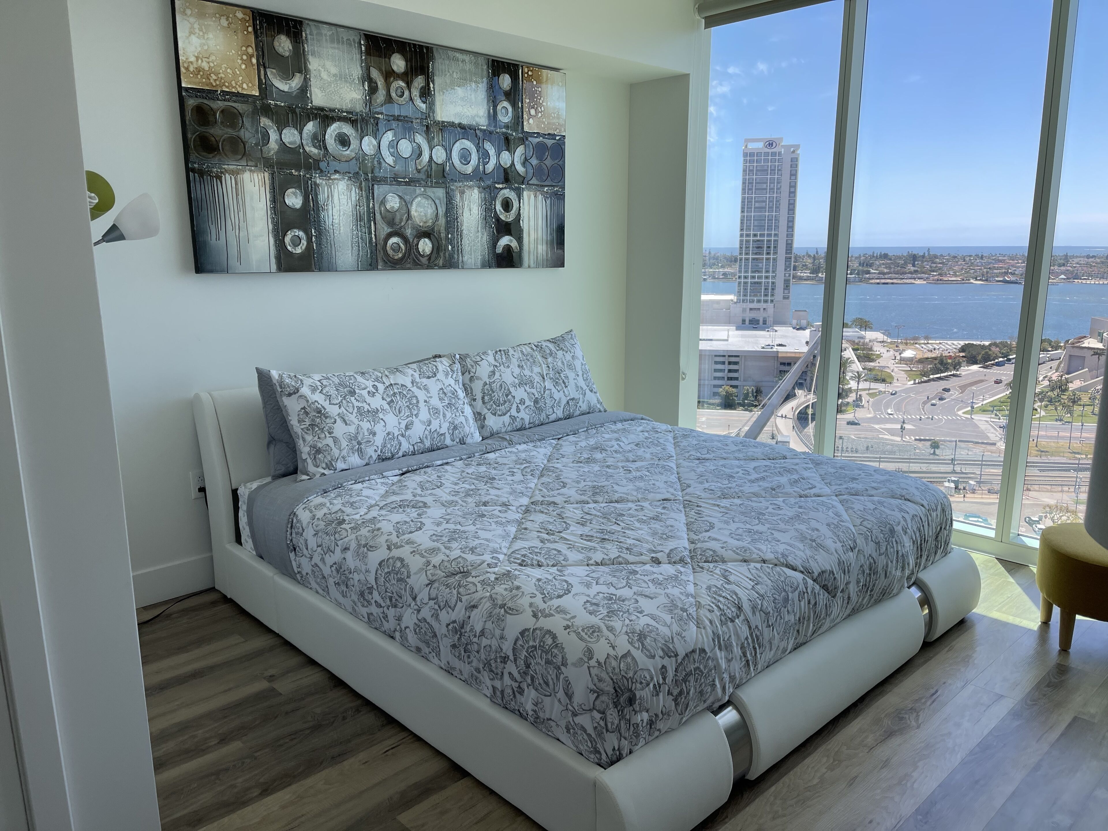 Fully furnished penthouse with the most breathtaking views of San Diego