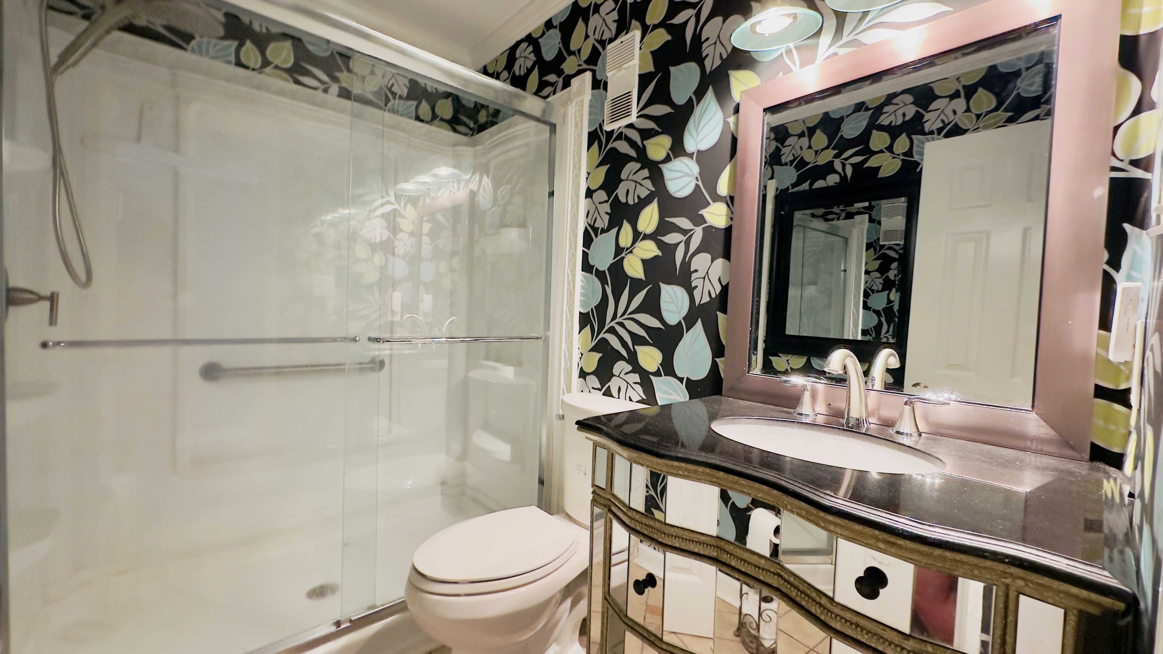 3 Bedroom Condo on the beach.