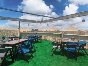 Terrace/patio - Happy View INN (Giza)