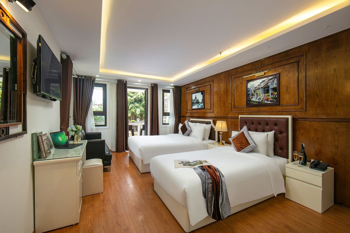 Executive Triple Room, Multiple Beds, Balcony, City View | Premium bedding, down comforters, minibar, in-room safe