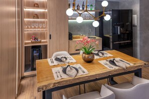 Presidential Double Room, 1 Bedroom, Private Pool, Sea View | Dining room - SERHS Experience Suites (Natal)