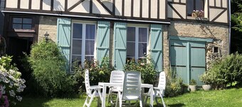 Maison Ancienne Avec son Jardin Privatif