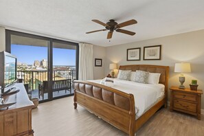 3 bedrooms, Internet, bed sheets - Mainsail 362 - Gulf Front Condo, Community Pool, Hot Tub, Free Beach Service! (Miramar Beach)