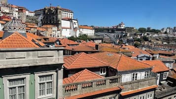 Apartamento luxo, sacada, vista para a cidade