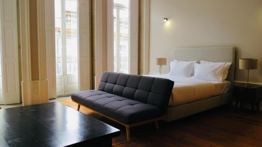 Superior Studio, City View | Living area