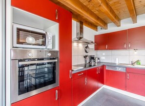 Fridge, microwave, oven, dishwasher