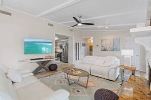 TV - Rising Tide - Lakefront on 30A, Heated Private Pool, Hot Tub, Steps to the Sand! (Dune Allen Beach)