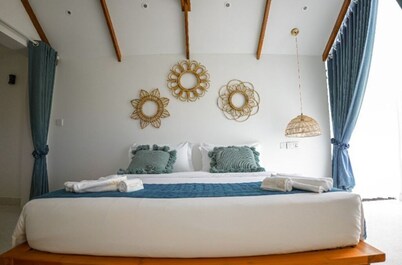 King Suite Garden View