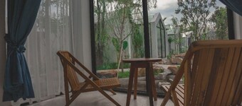 King Suite Garden View