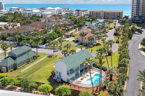 Exterior - Lemon Drop - Miramar Beach, Private + Community Pool, Free Beach Service! (Miramar Beach)