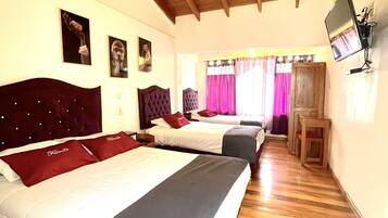 Phòng cơ bản, 1 giường đơn, có phòng tắm riêng | 1 phòng ngủ, bàn, phòng cách âm, truy cập Internet không dây miễn phí