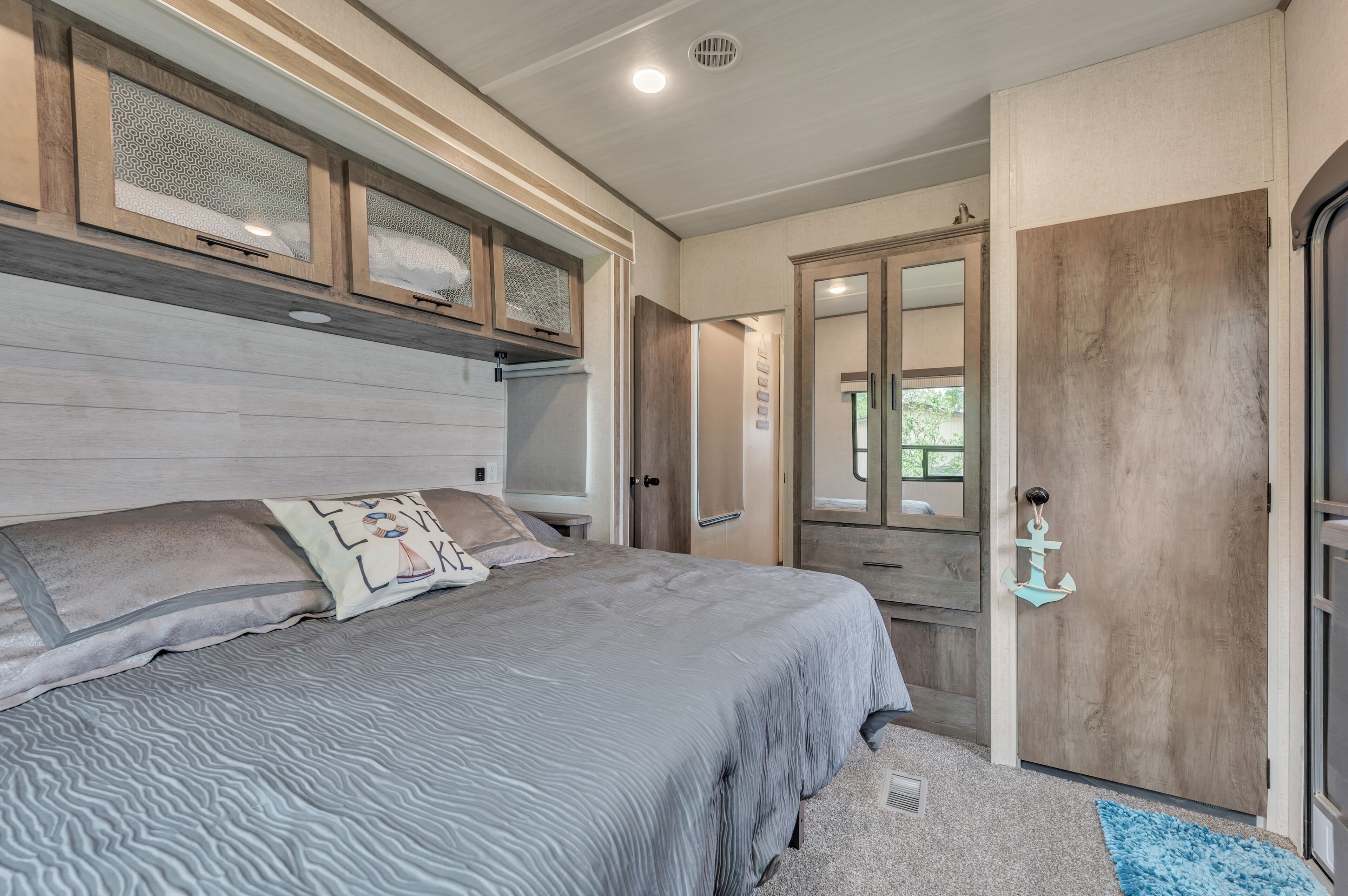 Lakeside Retreat on Neely Henry Lake by RedAwning