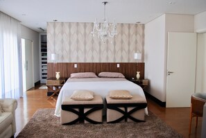 7 camere, accesso a Internet
