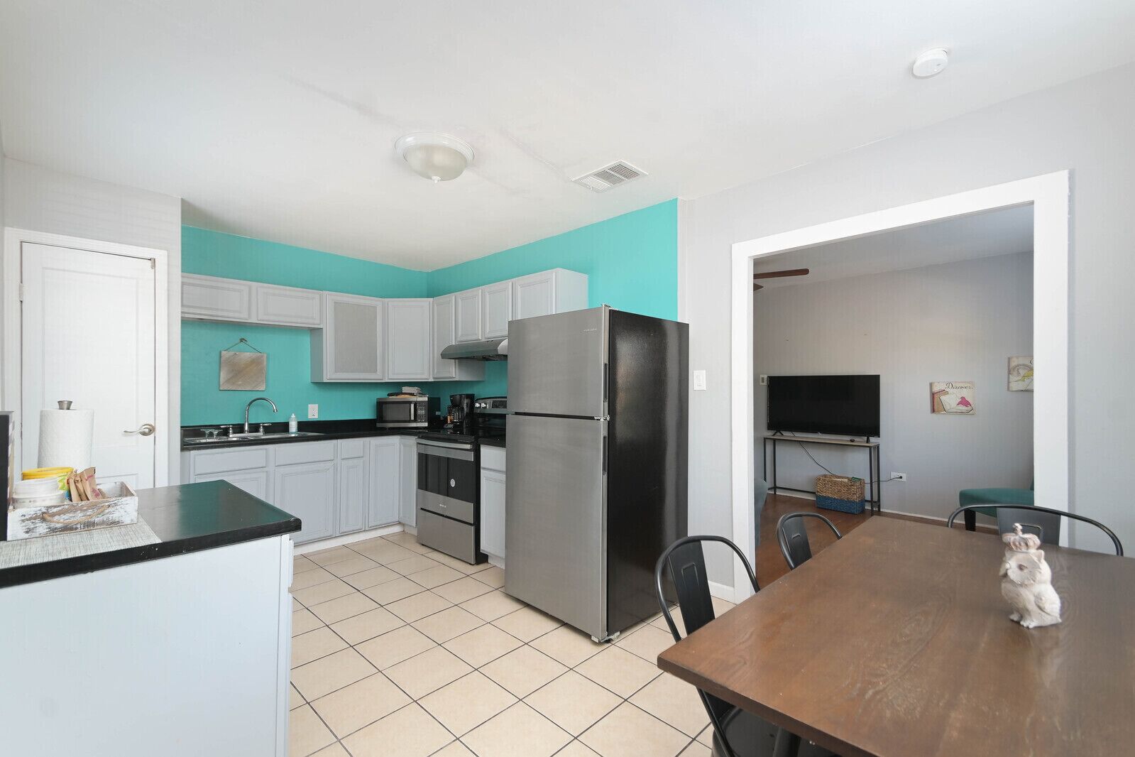 Central condo near to Downtown & ATT