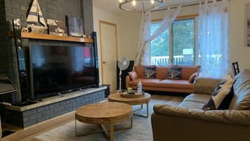 Four Bedrooms Apartment | Περιοχή καθιστικού