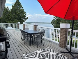 Four Bedrooms Apartment | Terrace/patio
