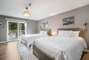 Luxury Studio Suite | Premium bedding, individually decorated, individually furnished, desk - Victorian Inn Elkhart Lake Wisconsin (Elkhart Lake)