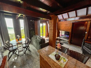 Chalet | Dining room - Pousada e Restaurante Vista Turquesa (Arraial do Cabo)