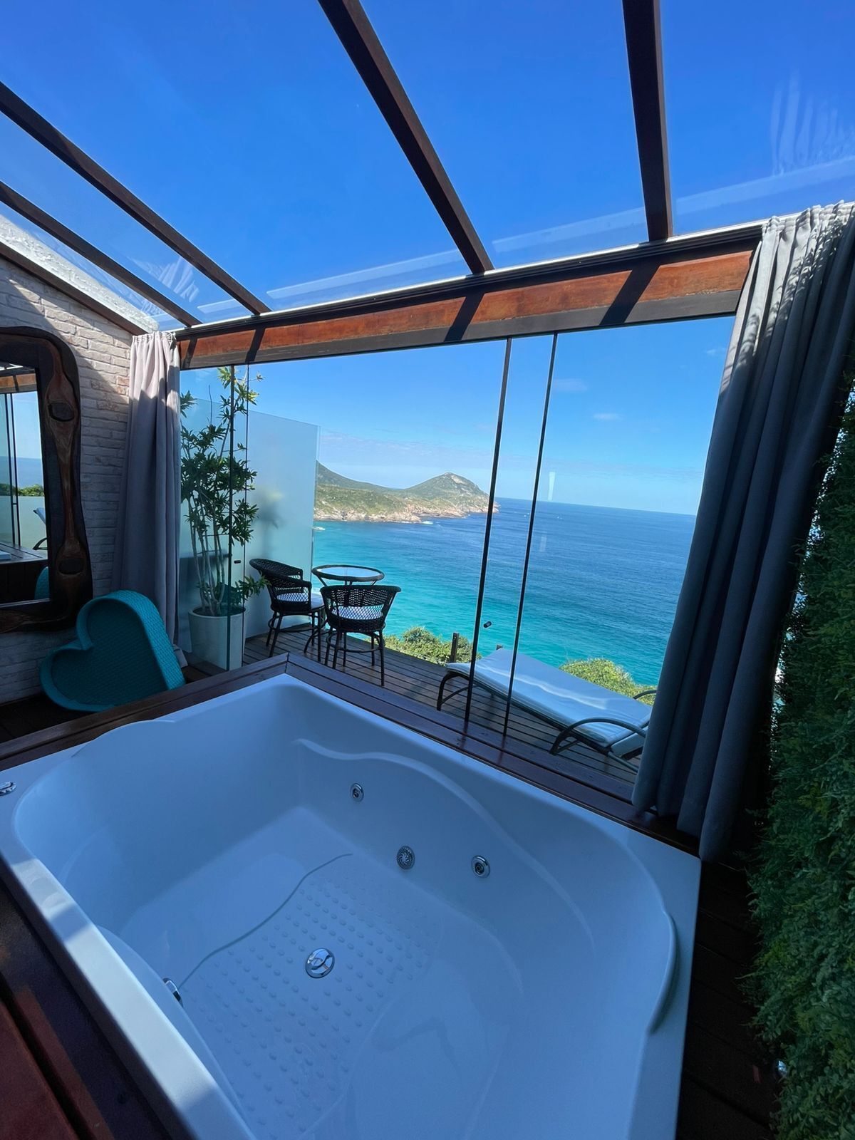 Luxury Quadruple Room | In-room safe, laptop workspace, rollaway beds, free WiFi