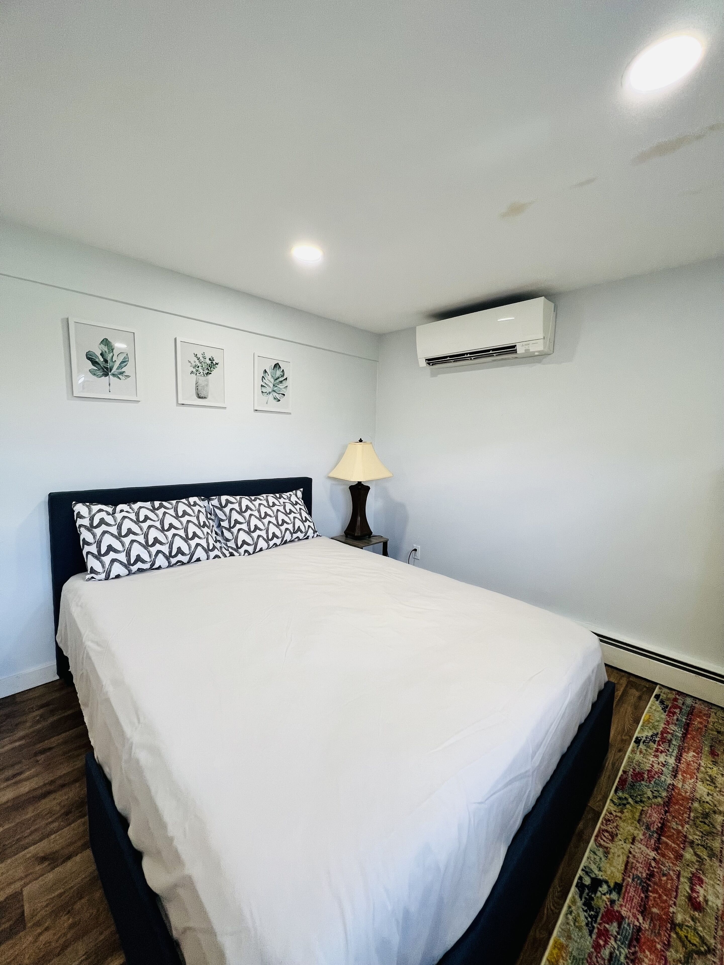 Charming 1B1B W/Private Entrance