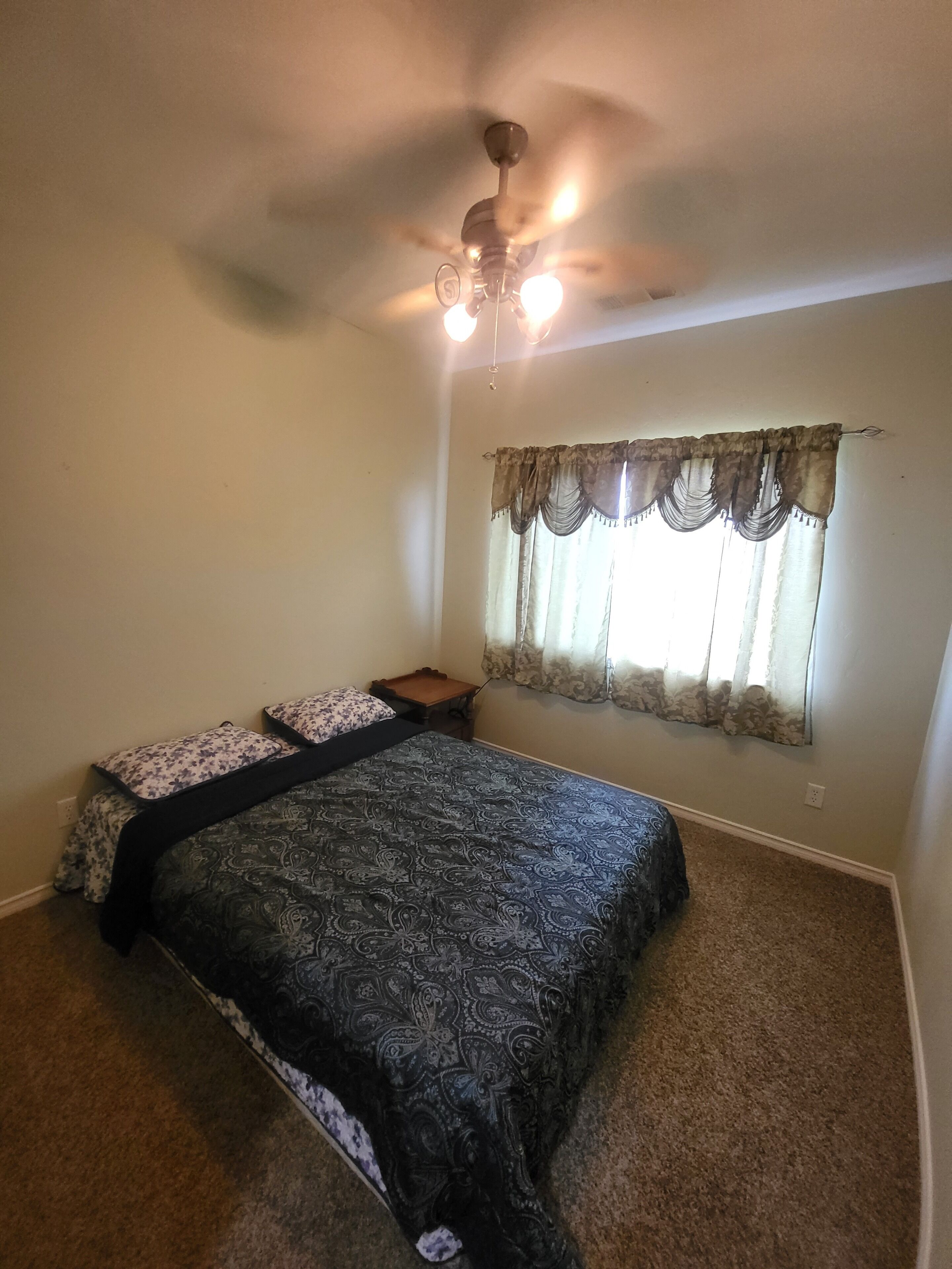 Mt shasta view Farm house