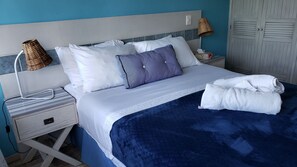 2 bedrooms, in-room safe, travel crib, free WiFi - A Little Paradise - Ocean Front (Cancun)