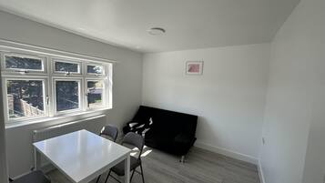 Apartment, 1 Queen Bed with Sofa bed | Dining