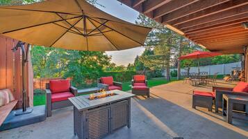 Apartment (3 Bedrooms) | Front of property