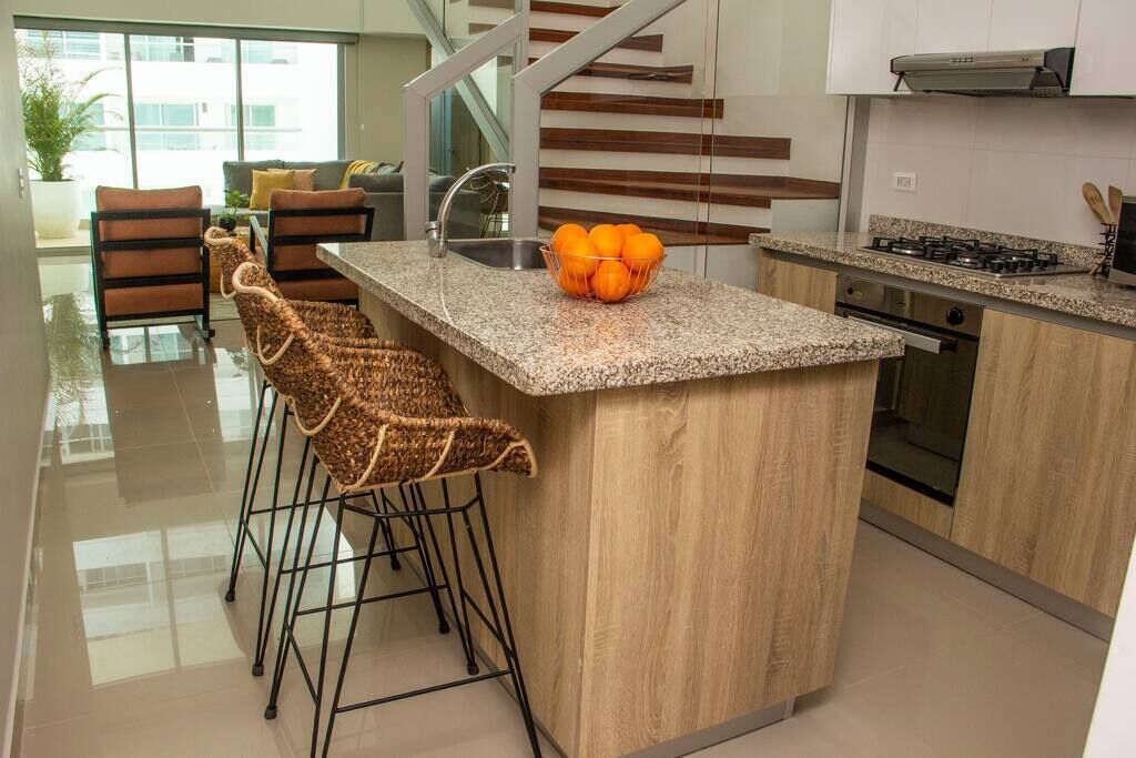 Cozy Luxury steps to the Beach