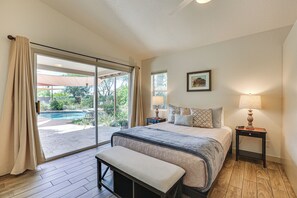 Interior - Pool & Patio Access: Sunny Phoenix Casita! (Phoenix)