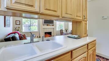 Cottage (1 Bedroom) | Interior