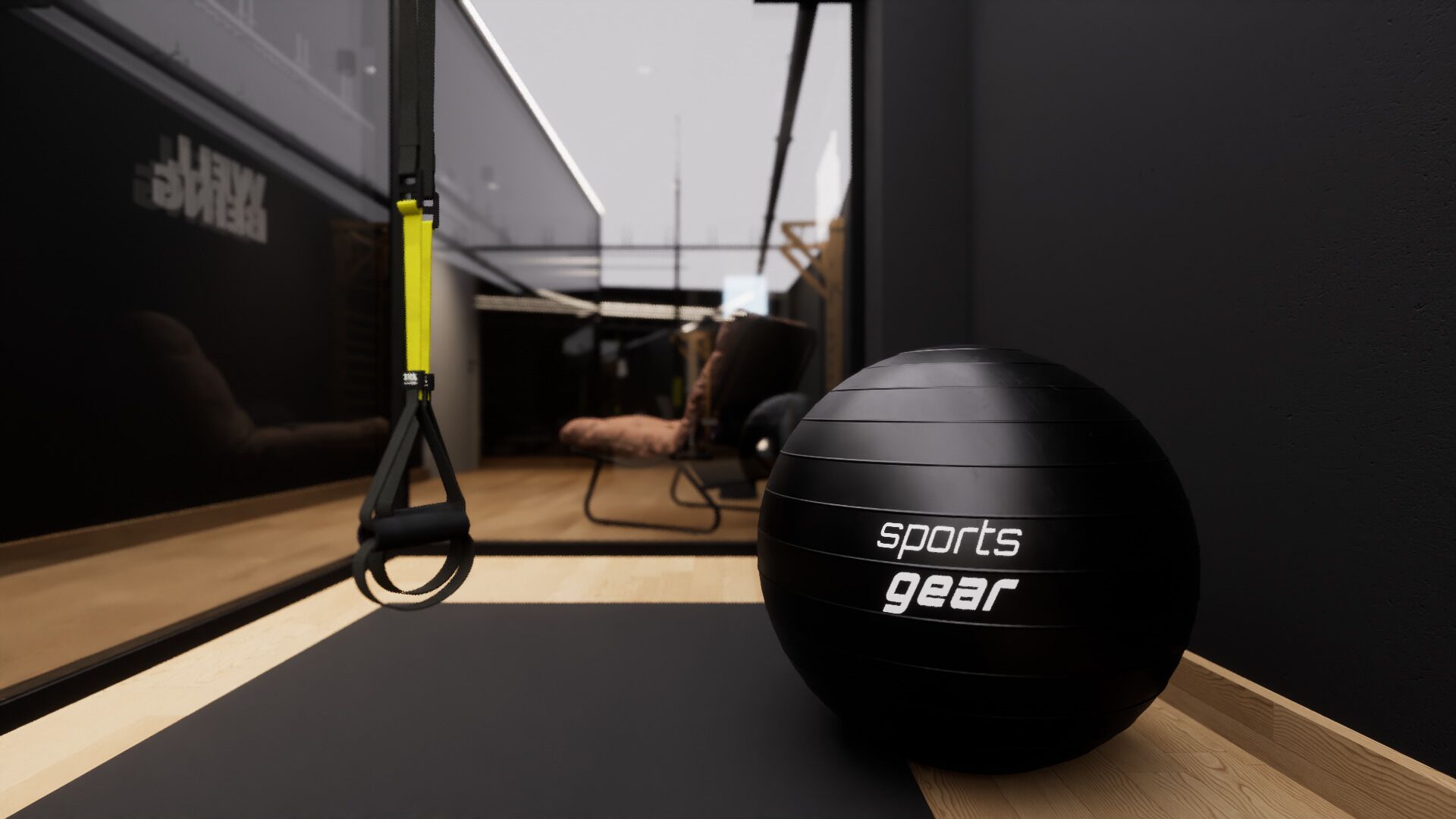 Ein Fitnessraum mit einem schwarzen Trainingsball mit der Aufschrift „Sportausrüstung“, einem TRX-Suspensionstrainer und einem Holzboden.