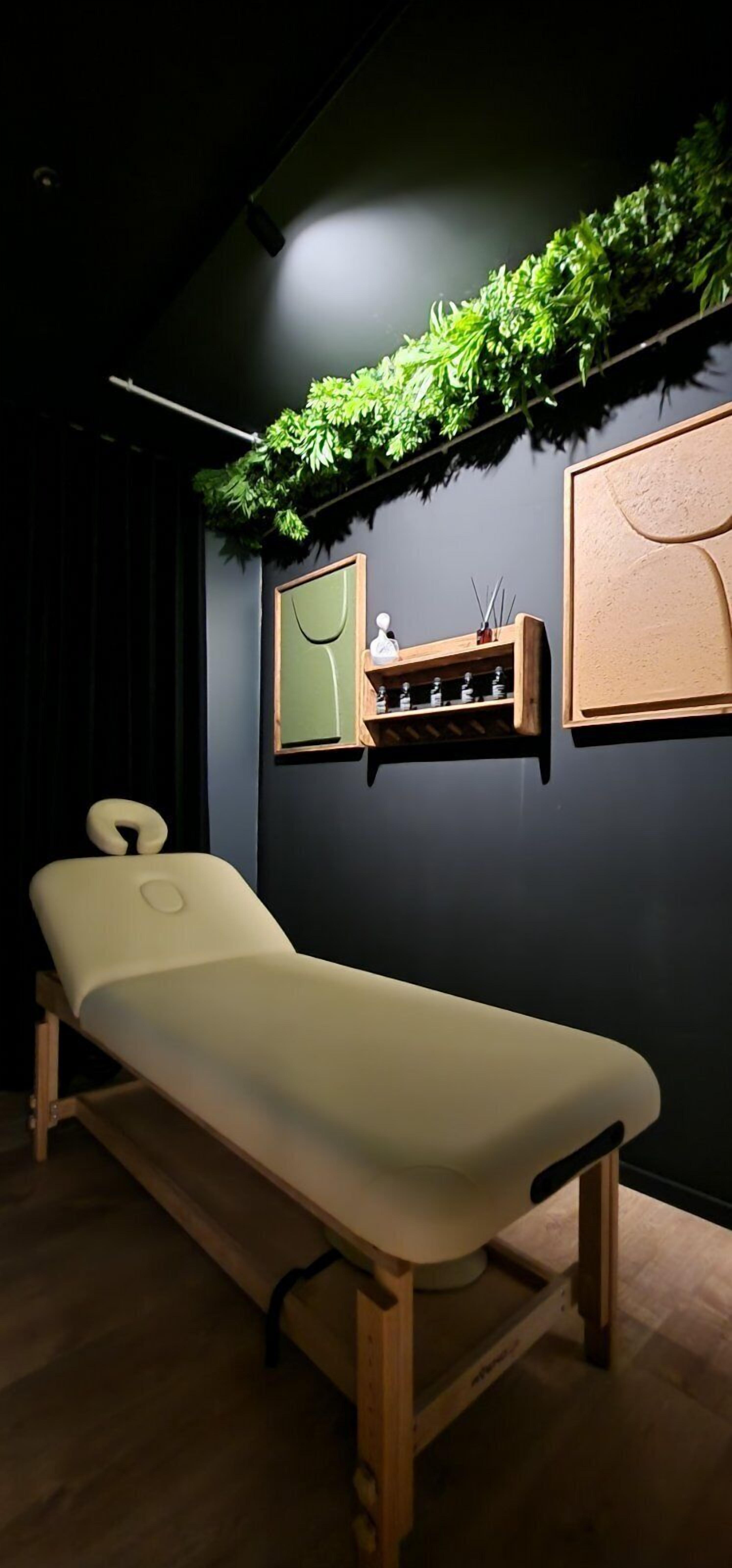 Masajes de tejido profundo, masajes suecos, masajes deportivos, masajes