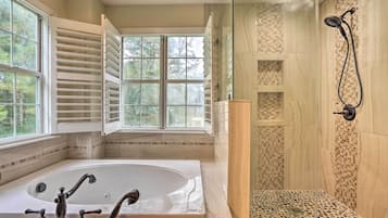 Nhà (4 Bedrooms) | Nội thất