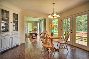 Rumah (4 Bedrooms) | Interior