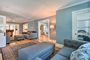 House (4 Bedrooms) | Interior