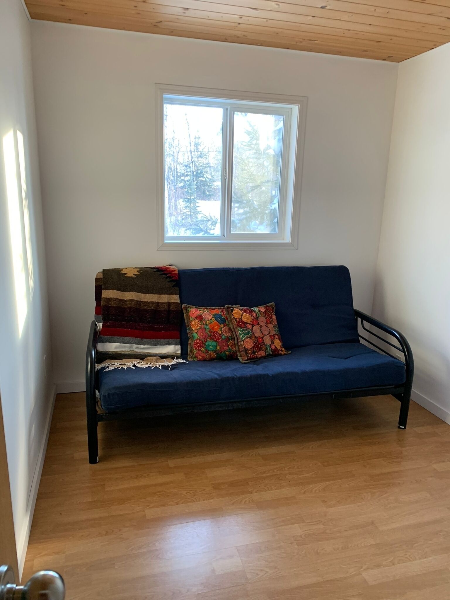 West Hawk Lake Family Paradise - just minutes from the beach