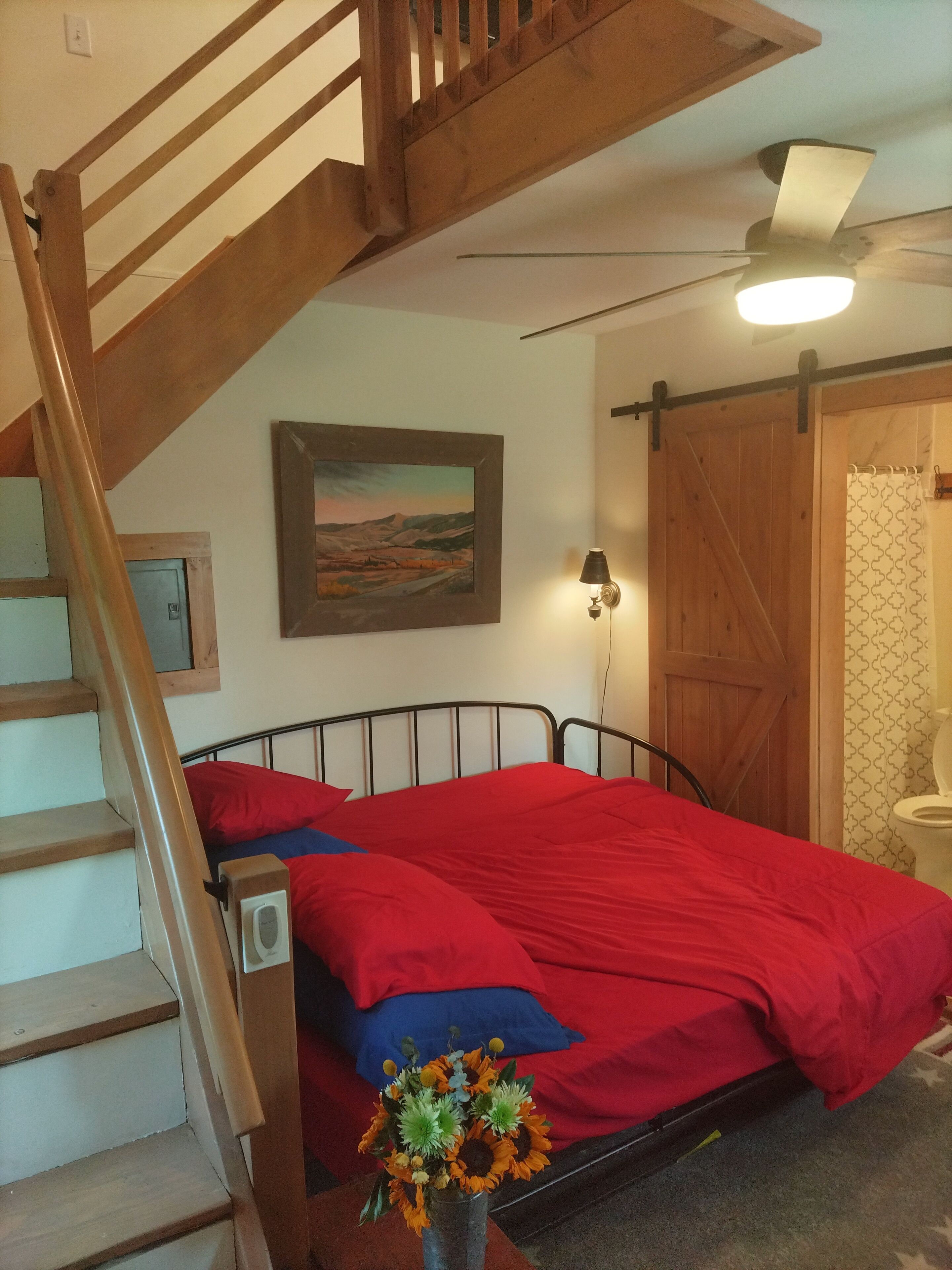 Barn in The City / Bungalow