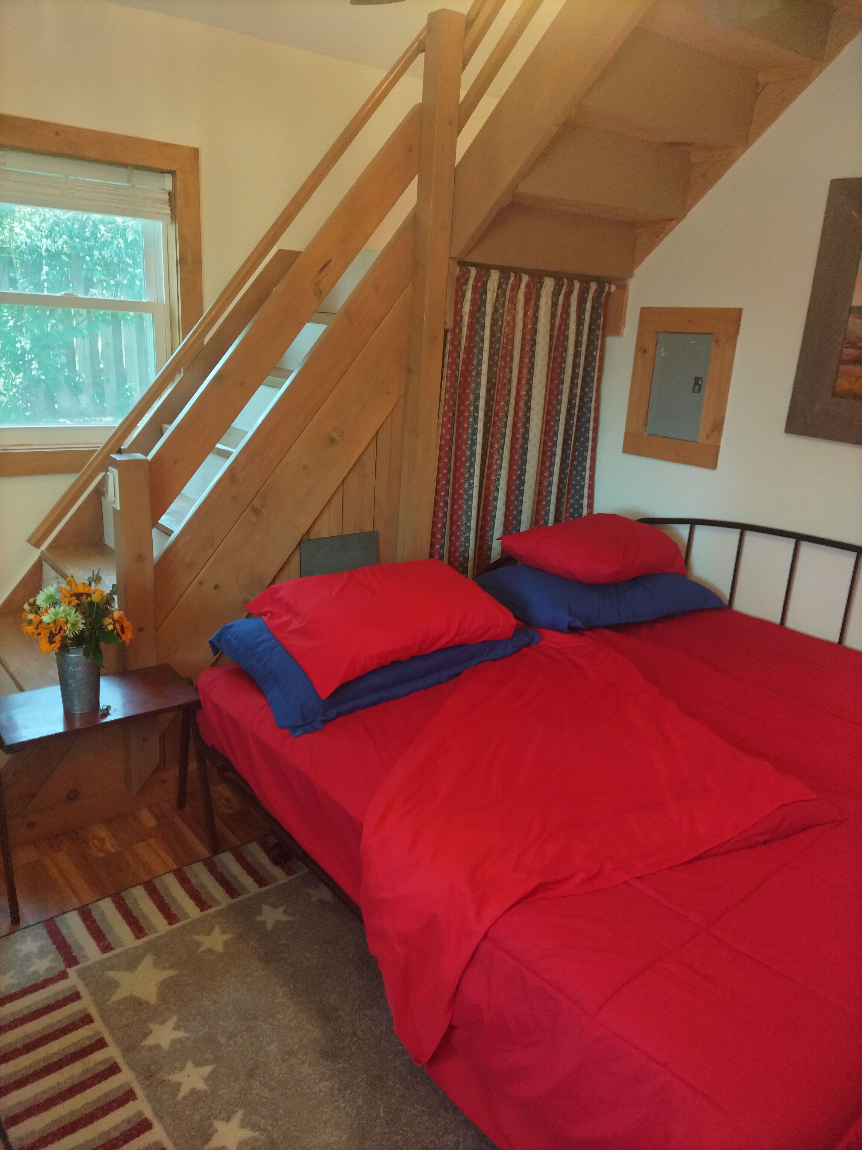 Barn in The City / Bungalow