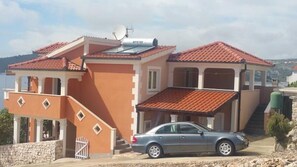 Exterior - Apartment in Sevid with Seaview, Balcony, Air condition, WIFI (5169-2) (Sevid)