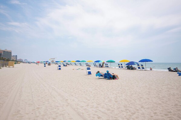 Una playa cerca