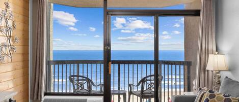 Televisión, chimenea, oficina