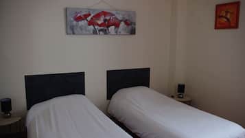 Tomannsrom | Skrivebord